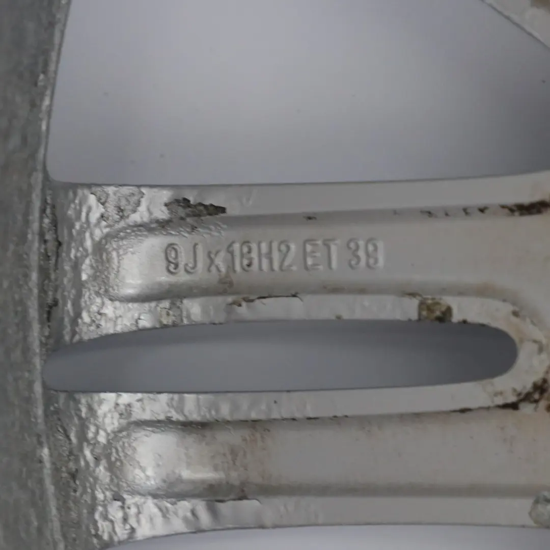 Jante Alu 18" 9J ET:39 10 Double-Spoke pour Mercedes W211 à propos du numéro de pièce A2114015402 Mercedes W211 Jante Alu 18" 9J ET:39 10 Double-Spoke - SKU A2114015402-1 - Numéro de pièce A2114015402