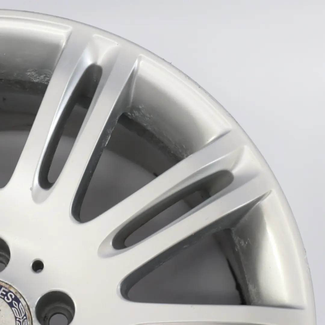 Leichtmetallfelge 18" 9J ET:39 10 Doppelspeiche für Mercedes W211 mit Teilenummer A2114015402 Mercedes W211 Leichtmetallfelge 18" 9J ET:39 10 Doppelspeiche - SKU A2114015402-1 - Teilenummer A2114015402