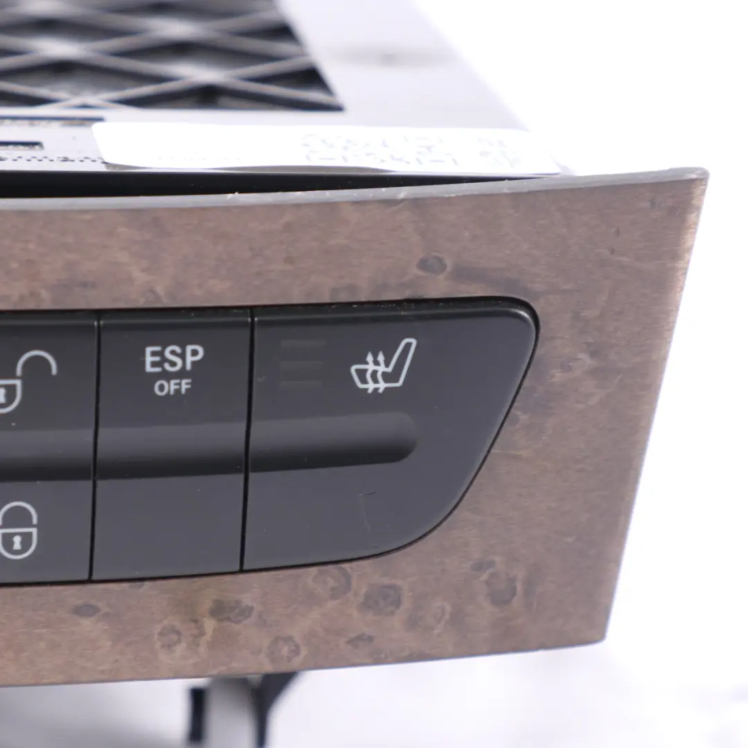 Pannello strumenti centrale Pannello interruttori in legno per Mercedes W211 con numero di parte A2116803152 Mercedes W211 Pannello strumenti centrale Pannello interruttori in legno - SKU A2116803152 - Numero di parte A2116803152