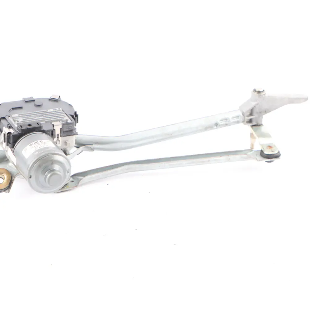 Front Window Wiper Motor Linkage Assembly A2118200942 to Mercedes W211 with Part number A2118200242 Mercedes W211 Front Window Wiper Motor Linkage Assembly A2118200942 - SKU A2118200242 - Part number A2118200242