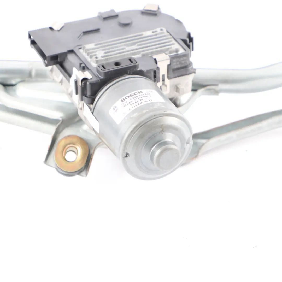 Front Window Wiper Motor Linkage Assembly A2118200942 to Mercedes W211 with Part number A2118200242 Mercedes W211 Front Window Wiper Motor Linkage Assembly A2118200942 - SKU A2118200242 - Part number A2118200242