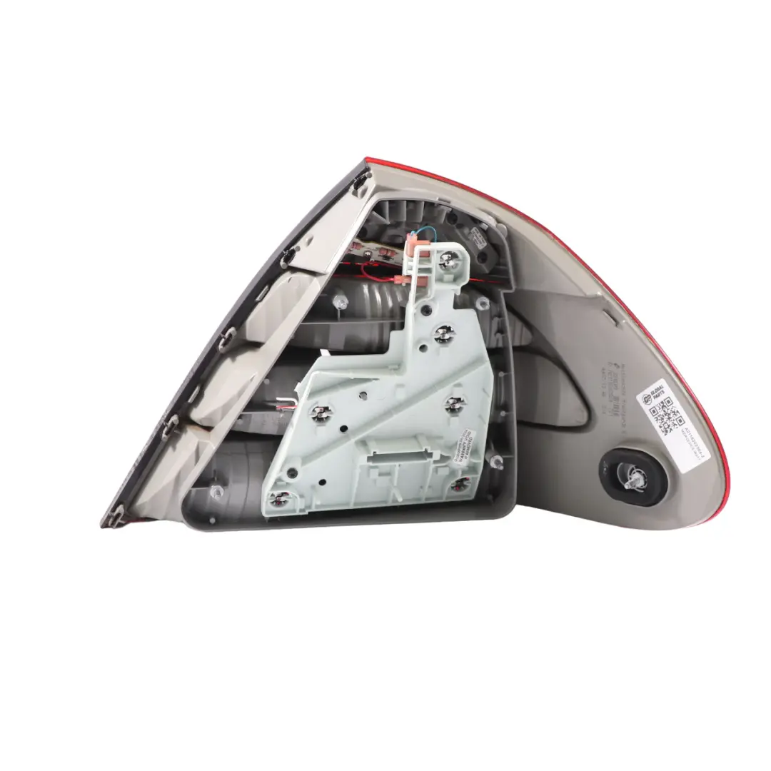 Piloto trasero Mercedes W211 Izquierda Luz trasera Avantgarde para con número de pieza A2118202564 Piloto trasero Mercedes W211 Izquierda Luz trasera Avantgarde - SKU A2118202564-2 - Número de pieza A2118202564