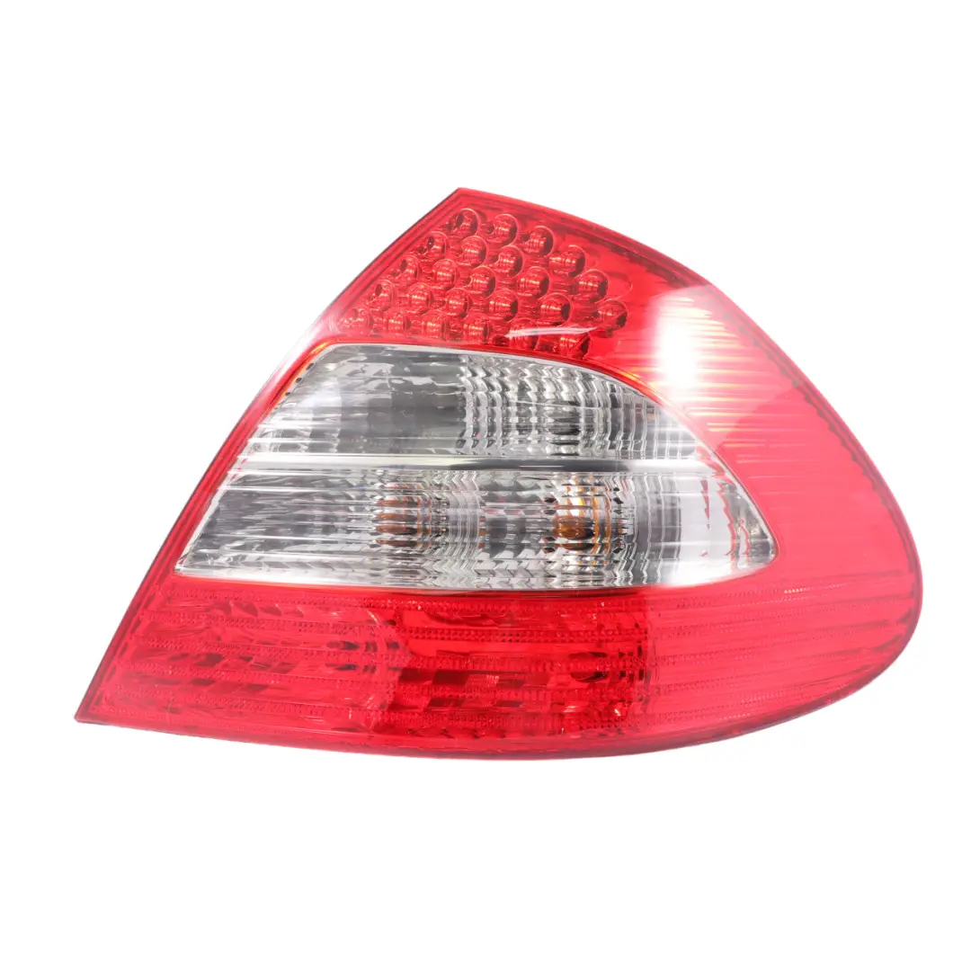 Mercedes W211 Lampa Światło Tylne Prawe Wersja Avantgarde - SKU A2118202664-2 - Numer Części A2118202664