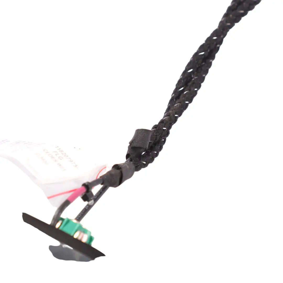  Antenna da tetto Mercedes W211 CLS C219 Antenna Shark Flint 368 - SKU A2118207975-FLG - Numero di parte A2118207975