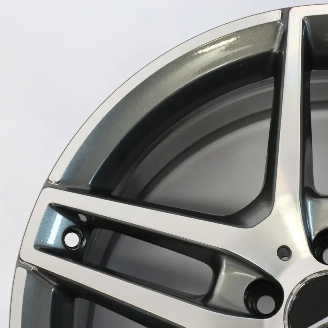 W207 W212 AMG Felga Aluminiowa 18" ET:48 8.5J do Mercedes o numerze A2124010300 Mercedes W207 W212 AMG Felga Aluminiowa 18" ET:48 8.5J - SKU A2124010300 - Numer Części A2124010300