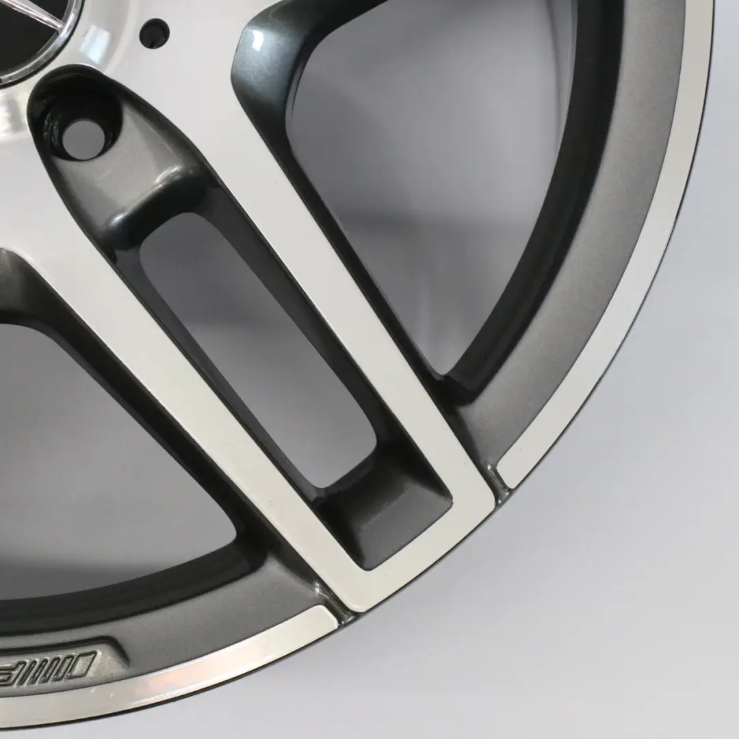 Cerchio posteriore lega 18" ET:54 9J per Mercedes W212 AMG con numero di parte A2124010400 Mercedes W212 AMG Cerchio posteriore lega 18" ET:54 9J - SKU A2124010400 - Numero di parte A2124010400