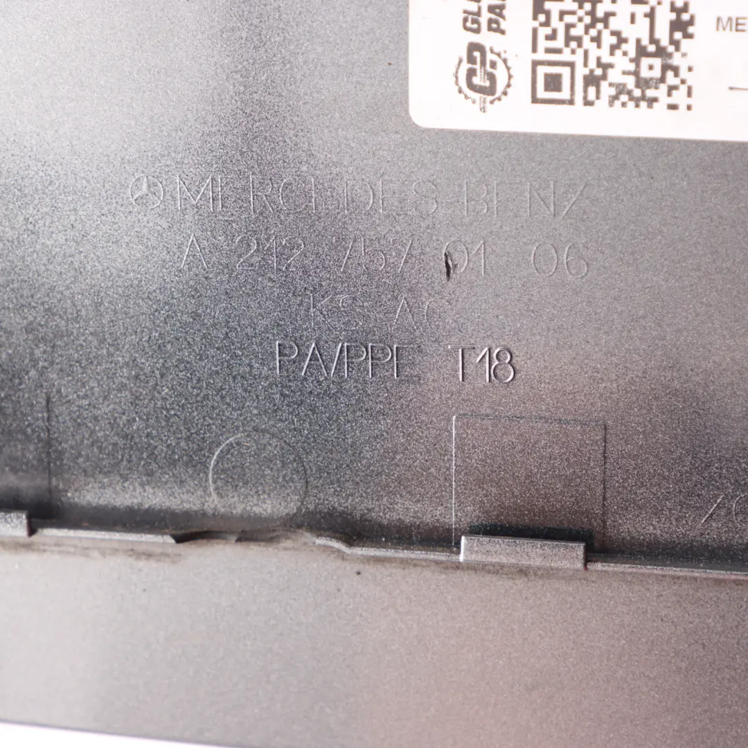 Flap Cover Filler Fill In Flap Palladium Silver Metallic 792 to Mercedes W212 Fuel with Part number A2127570106 Mercedes W212 Fuel Flap Cover Filler Fill In Flap Palladium Silver Metallic 792 - SKU A2127570106-PAL - Part number A2127570106