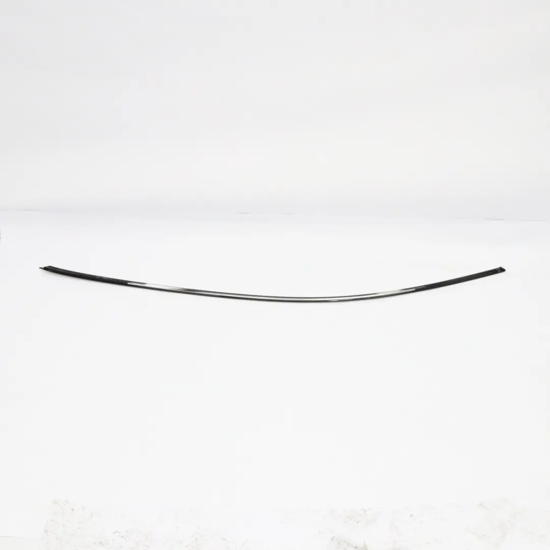 Mercedes W213 Puerta Ventana Moldura Tira Delantera Izquierda Negro - SKU A2136909504 - Número de pieza A2136909504