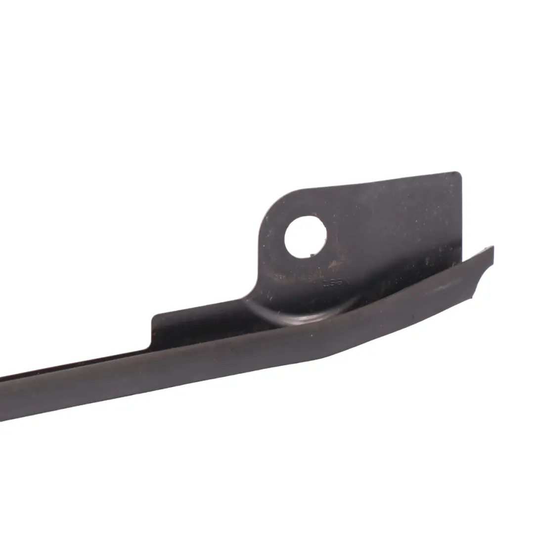 Türleiste Mercedes W213 vorne links Türdichtung Zierleiste für mit Teilenummer A2137205902 Türleiste Mercedes W213 vorne links Türdichtung Zierleiste - SKU A2137205902 - Teilenummer A2137205902