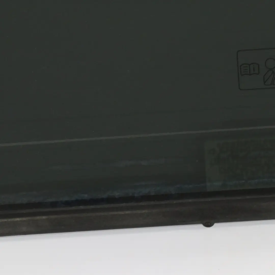 Puerta Fija Cristal Ventana Trasera Izquierda Tintado para Mercedes W213 con número de pieza A2137301706 Mercedes W213 Puerta Fija Cristal Ventana Trasera Izquierda Tintado - SKU A2137301706 - Número de pieza A2137301706