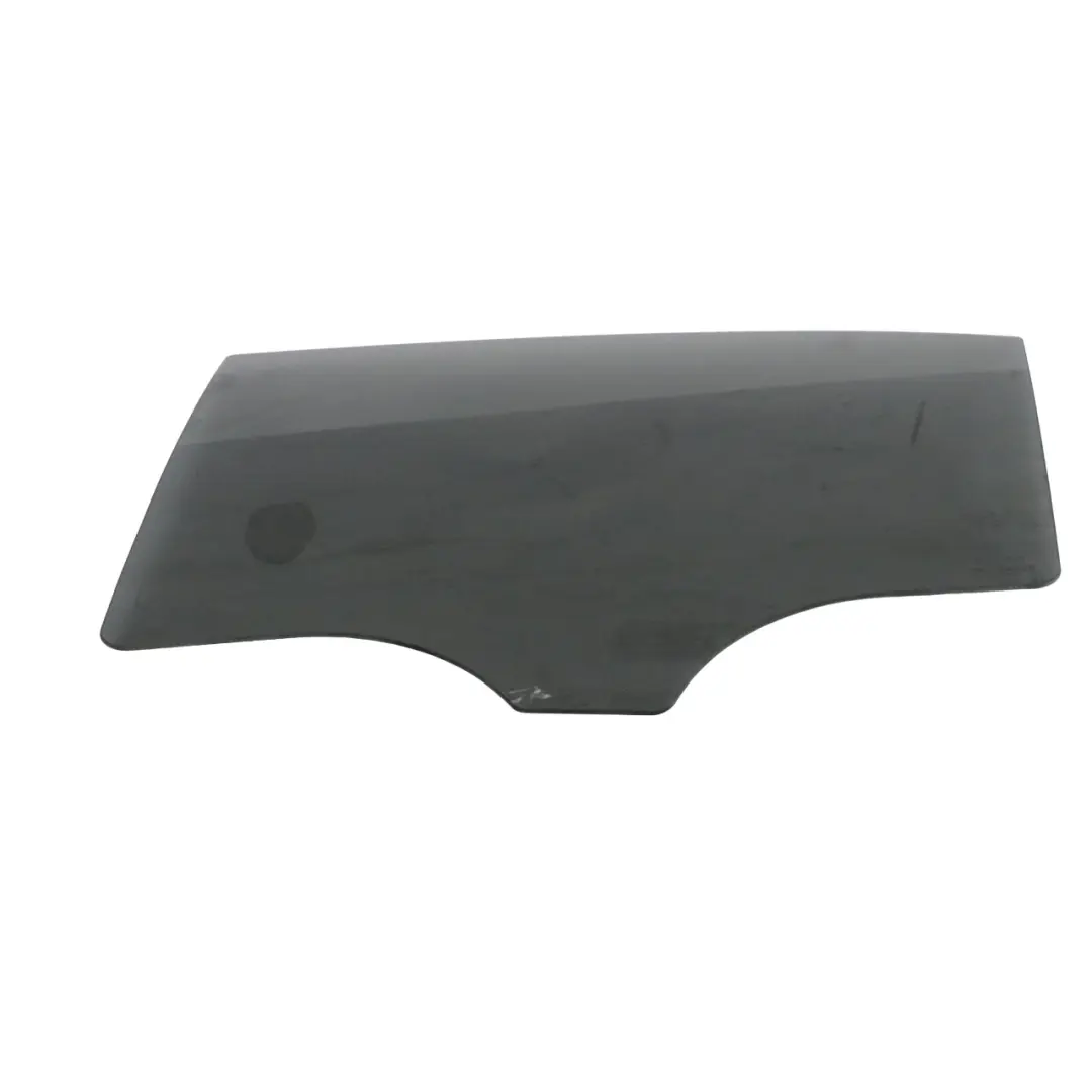Mercedes W213 Vitrage latéral Porte arrière Gauche Teinté - SKU A2137359300 - Numéro de pièce A2137359300