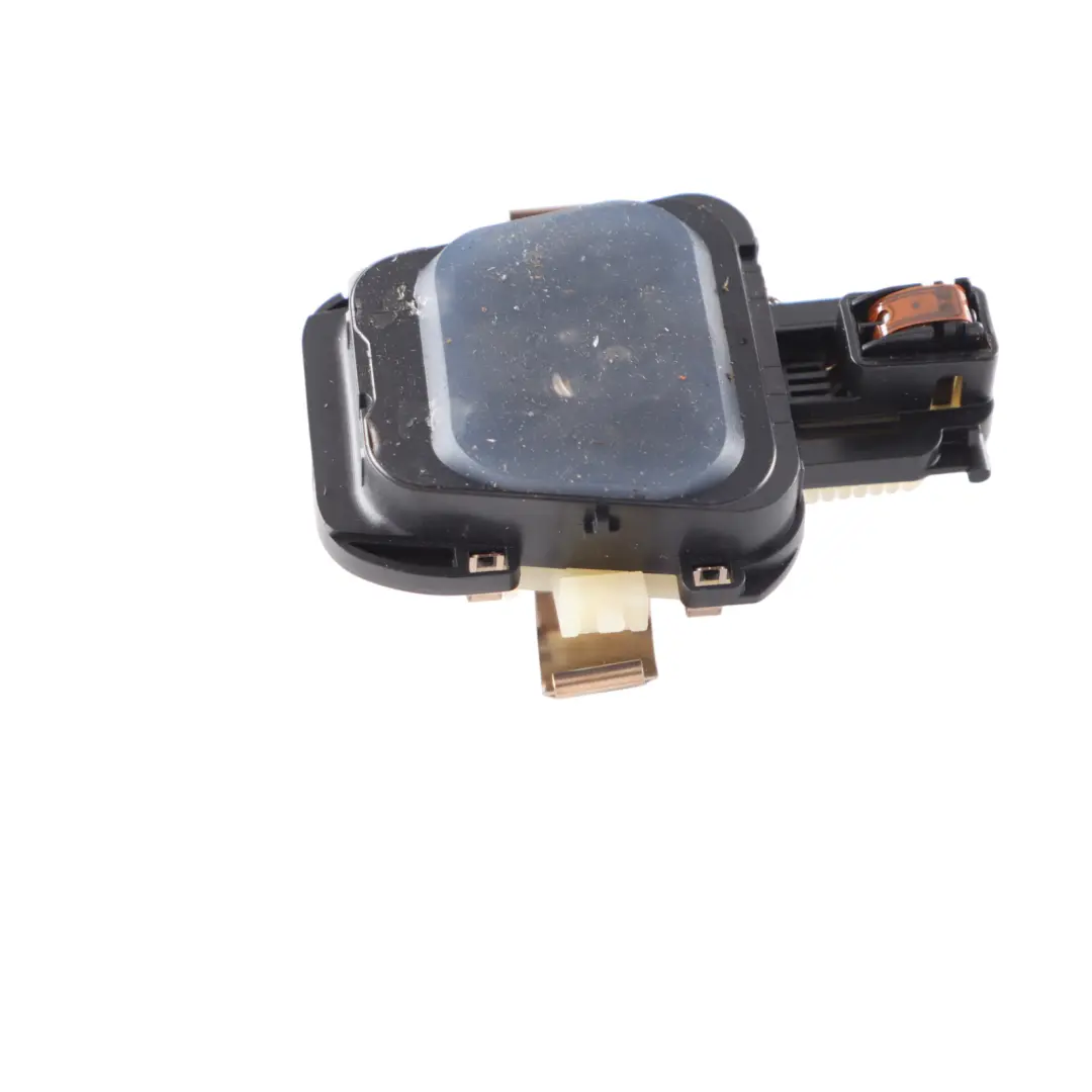 Parabrezza Anteriore Sensore Pioggia Rilevamento per Mercedes W205 W213 con numero di parte A2139006716 Mercedes W205 W213 Parabrezza Anteriore Sensore Pioggia Rilevamento - SKU A2139006716 - Numero di parte A2139006716