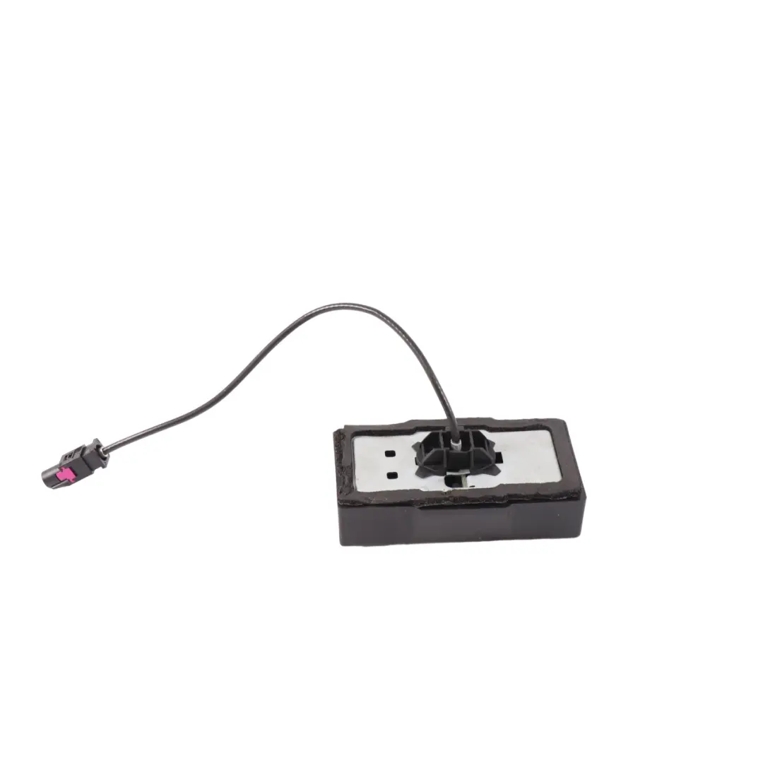 Antenna Amplificatore per Mercedes GLA X156 S213 Estate con numero di parte A2139052801 Mercedes GLA X156 S213 Estate Antenna Amplificatore - SKU A2139052801 - Numero di parte A2139052801