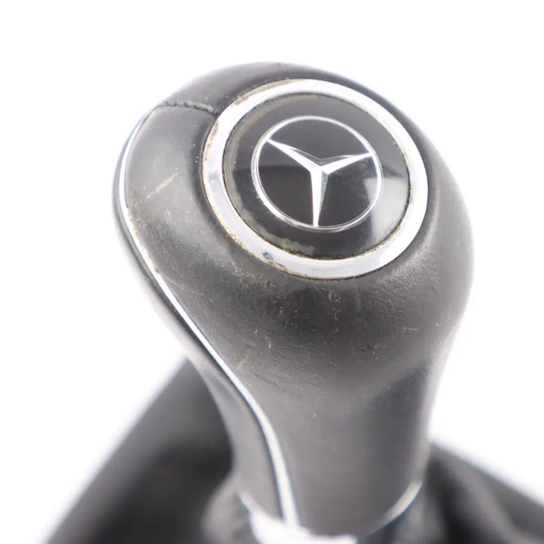 W219 Pomo de la palanca de cambios de cuero automático para Mercedes CLS con número de pieza A2192670110 Mercedes CLS W219 Pomo de la palanca de cambios de cuero automático - SKU A2192670110 - Número de pieza A2192670110