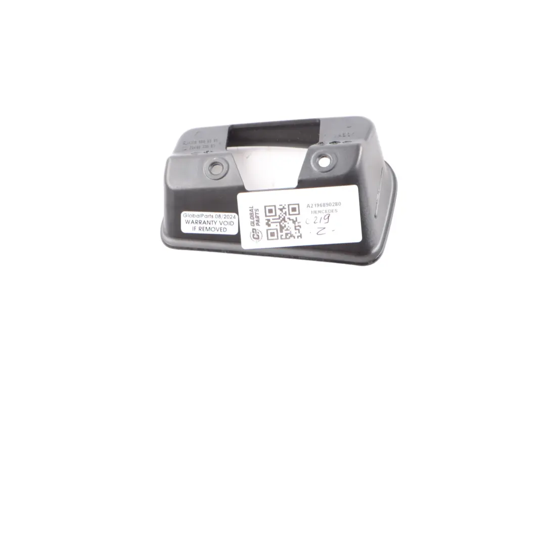 Osłona Panelu Uchwytu Hamulca Ręcznego do Mercedes C219 o numerze A2196890280 Mercedes C219 Osłona Panelu Uchwytu Hamulca Ręcznego - SKU A2196890280 - Numer Części A2196890280