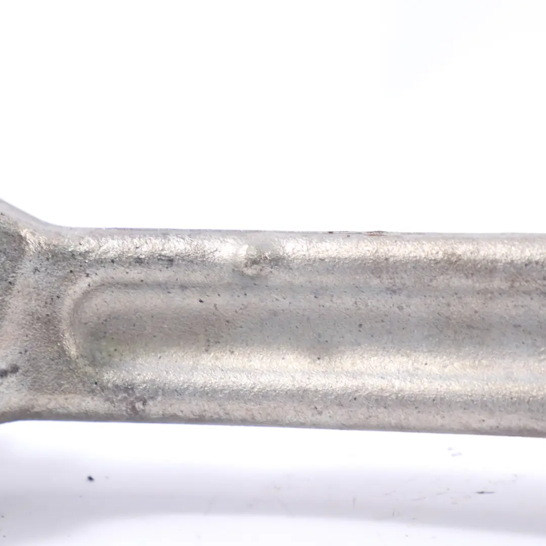 Braccio Wishbone anteriore destro Sospensione per Mercedes W221 con numero di parte A2213307807 Mercedes W221 Braccio Wishbone anteriore destro Sospensione - SKU A2213307807 - Numero di parte A2213307807