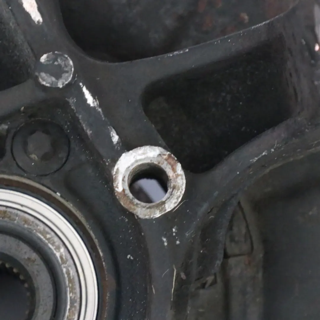 Zwrotnica Piasta Koła Zawieszenia Prawy Tył do Mercedes W221 o numerze A2213502208 Mercedes W221 Zwrotnica Piasta Koła Zawieszenia Prawy Tył - SKU A2213502208-2 - Numer Części A2213502208