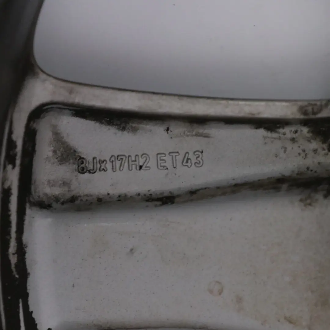 Schwarz Leicht Metall Felge 17" 8J ET:43 für Mercedes W221 mit Teilenummer A2214010302 Mercedes W221 Schwarz Leicht Metall Felge 17" 8J ET:43 - SKU A2214010302-1 - Teilenummer A2214010302