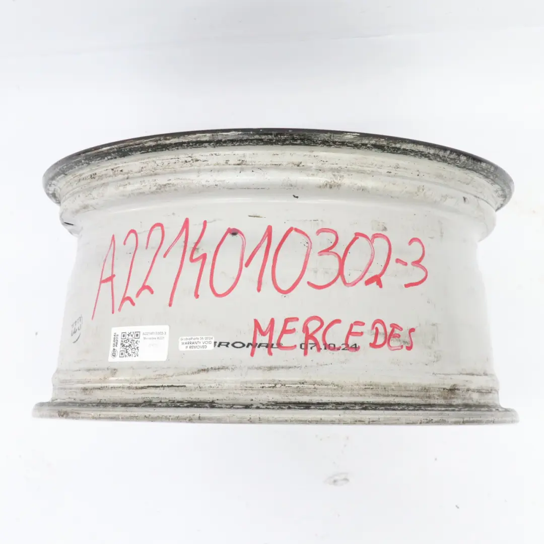 Alloy Wheel Rim 17" 8J ET:43 to Mercedes W221 Black with Part number A2214010302 Mercedes W221 Black Alloy Wheel Rim 17" 8J ET:43 - SKU A2214010302-3 - Part number A2214010302