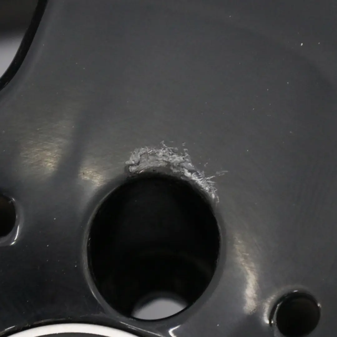 Schwarz Leicht Metall Felge 17" 8J ET:43 für Mercedes W221 mit Teilenummer A2214010302 Mercedes W221 Schwarz Leicht Metall Felge 17" 8J ET:43 - SKU A2214010302-3 - Teilenummer A2214010302