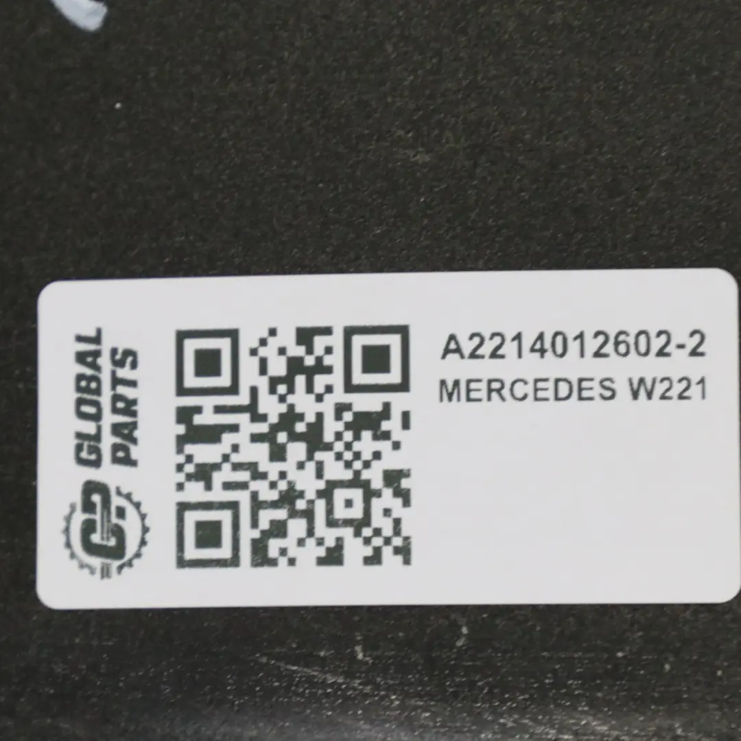 Jante en alliage argent AMG 19" 8,5J ET:43 pour Mercedes W221 à propos du numéro de pièce A2214012602 Mercedes W221 Jante en alliage argent AMG 19" 8,5J ET:43 - SKU A2214012602-2 - Numéro de pièce A2214012602