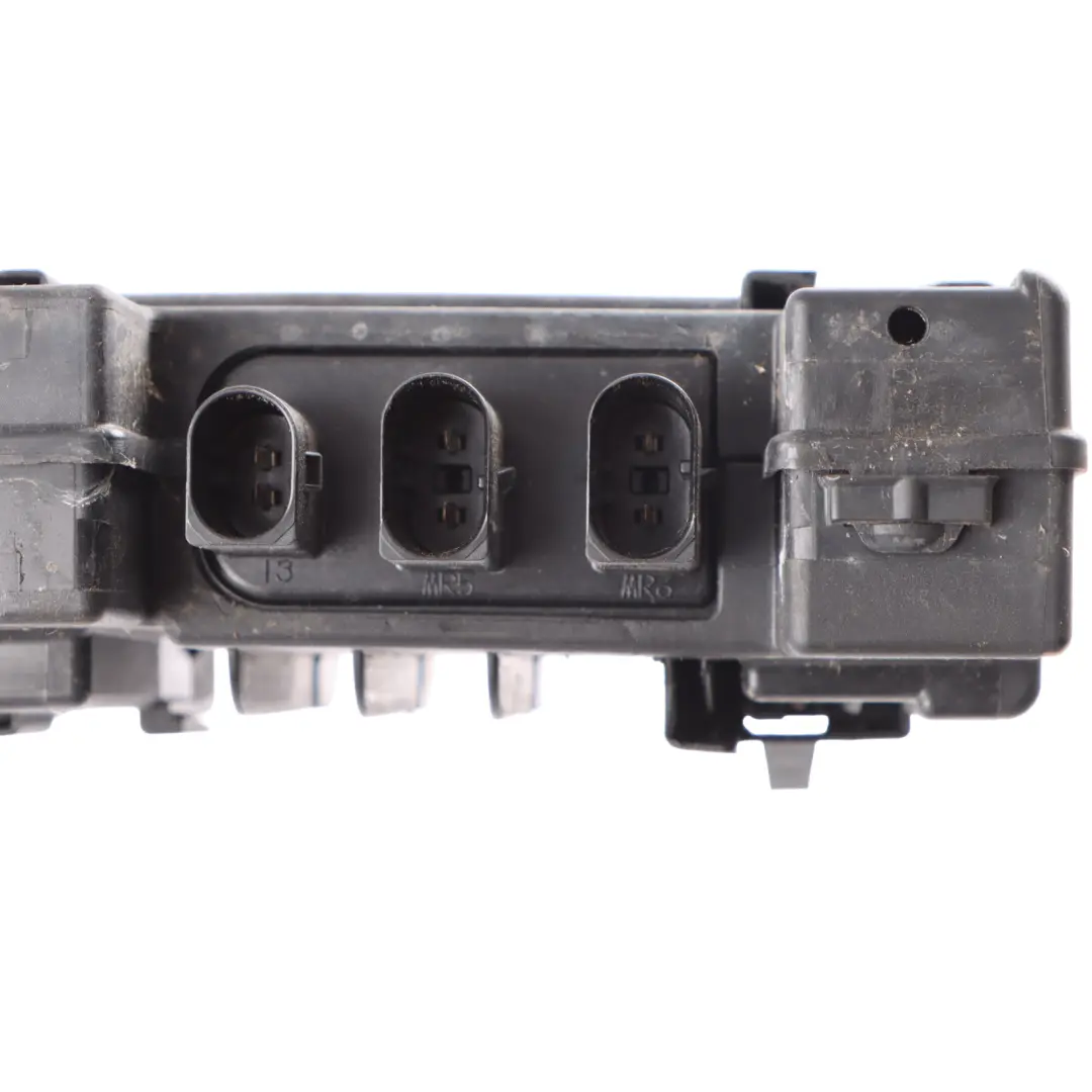 Fuse Box Relay Control Unit Module to Mercedes W221 with Part number A2215400850 Mercedes W221 Fuse Box Relay Control Unit Module - SKU A2215400850 - Part number A2215400850