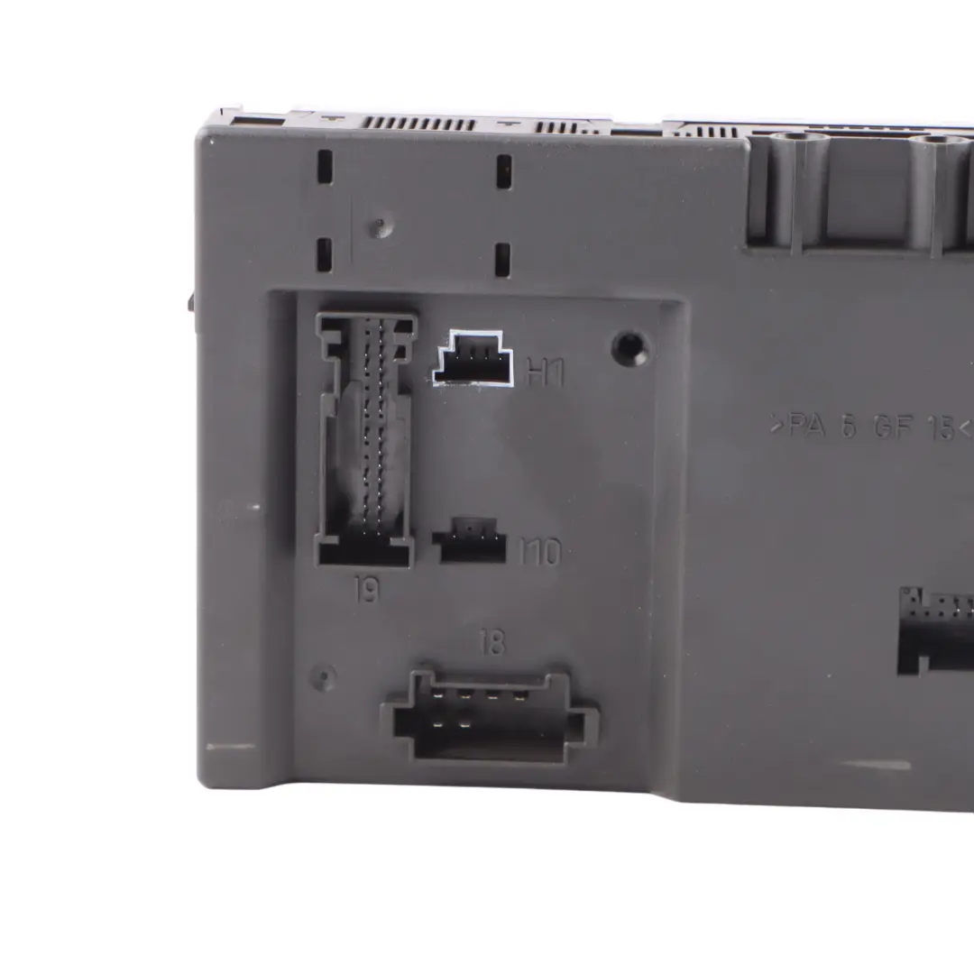 Fuse Box SAM Module Control Unit Module ECU to Mercedes W221 with Part number A2215403862 Mercedes W221 Fuse Box SAM Module Control Unit Module ECU - SKU A2215403862 - Part number A2215403862