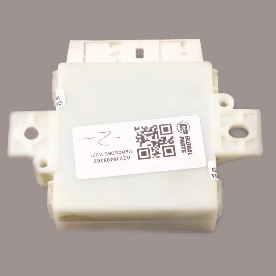 S320CDI Parktronic System Sensors Control Module PDC to Mercedes W221 with Part number A2215408262 Mercedes W221 S320CDI Parktronic System Sensors Control Module PDC - SKU A2215408262 - Part number A2215408262