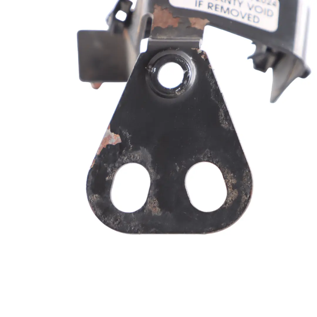 Wiring Loom Cable Harness Bracket Mount Carrier to Mercedes W221 with Part number A2215465743 Mercedes W221 Wiring Loom Cable Harness Bracket Mount Carrier - SKU A2215465743 - Part number A2215465743