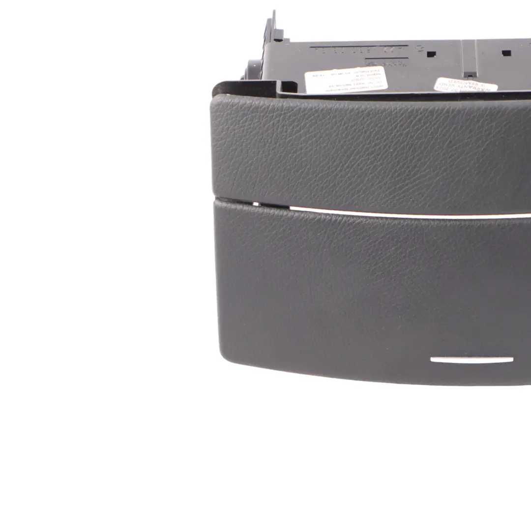 Dashboard Trim Abdeckung CD-Player für Mercedes W221 Dash mit Teilenummer A2216800834 Mercedes W221 Dash Dashboard Trim Abdeckung CD-Player - SKU A2216800834 - Teilenummer A2216800834