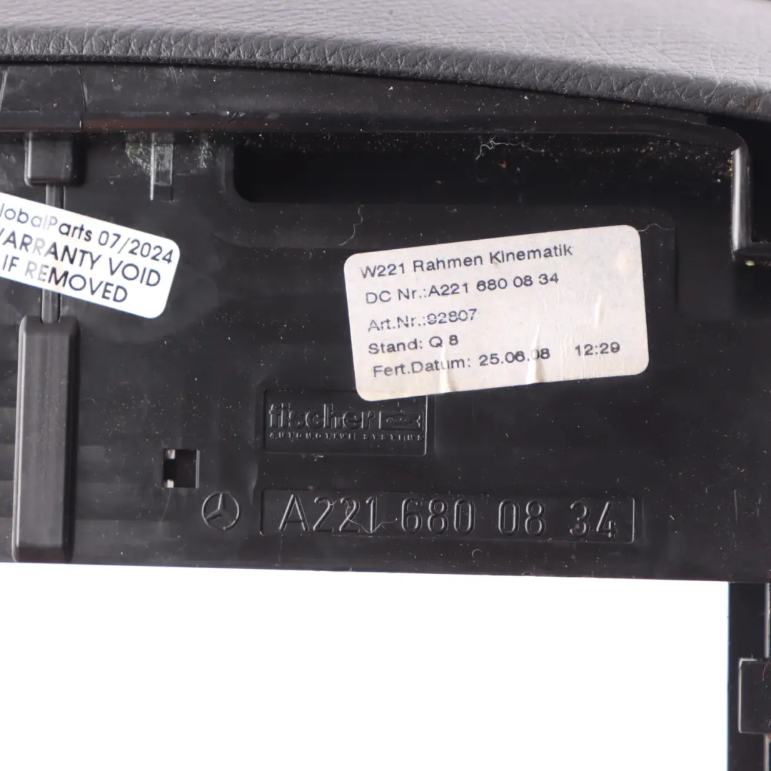 Dashboard Trim Abdeckung CD-Player für Mercedes W221 Dash mit Teilenummer A2216800834 Mercedes W221 Dash Dashboard Trim Abdeckung CD-Player - SKU A2216800834 - Teilenummer A2216800834