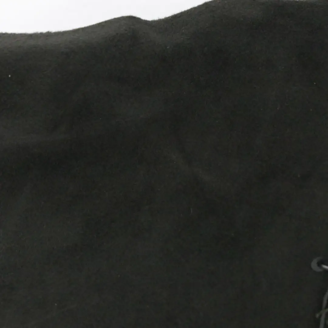 Coffre coffre panneau garniture latéral droit pour Mercedes W221 à propos du numéro de pièce A2216902841 Mercedes W221 Coffre coffre panneau garniture latéral droit - SKU A2216902841 - Numéro de pièce A2216902841