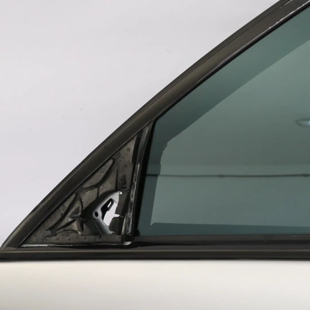 Mercedes W221 Porte Avant Gauche Argent Iridium Métallisé - 775 - SKU A2217200105-IRS - Numéro de pièce A2217200105