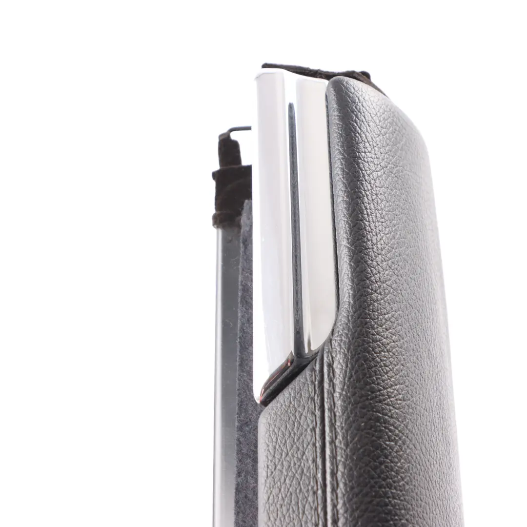 Vordertür Armlehne Rechts Halter Leder Schwarz für Mercedes W221 mit Teilenummer A2217201295 Mercedes W221 Vordertür Armlehne Rechts Halter Leder Schwarz - SKU A2217201295 - Teilenummer A2217201295