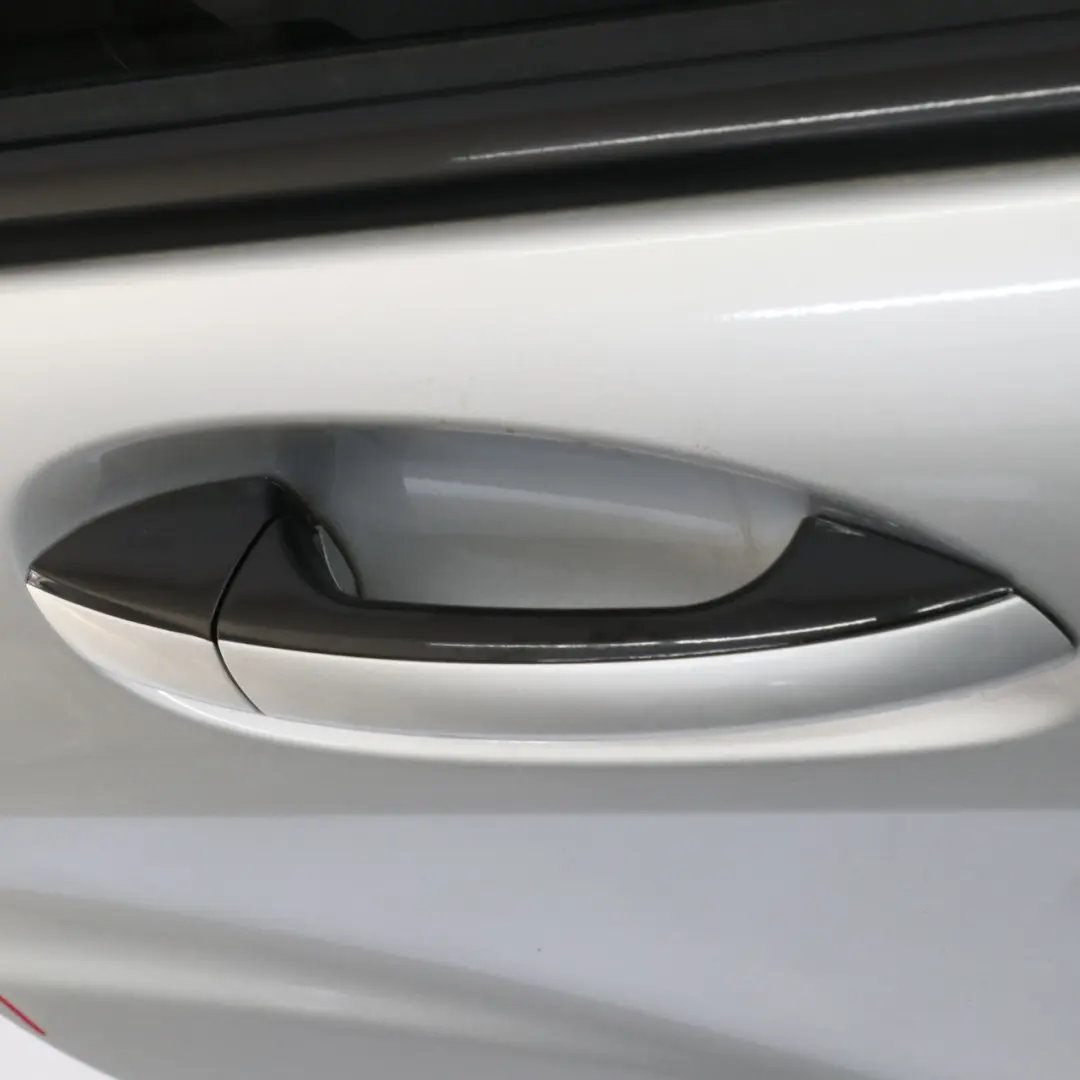 Mercedes W221 Porte arrière droite Argent Iridium Métallisé - 775 - SKU A2217300405-IRS - Numéro de pièce A2217300405