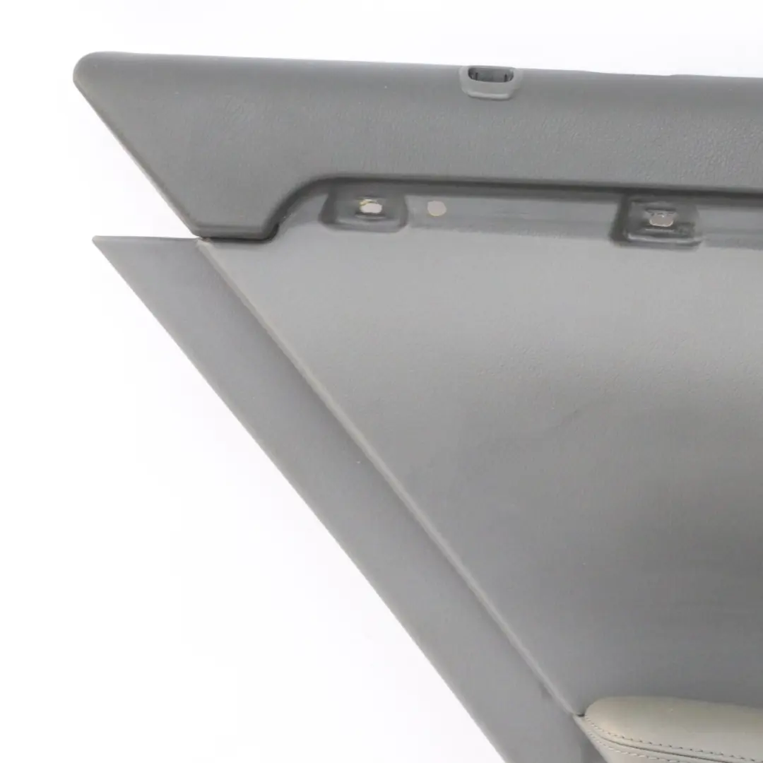 Türkarte Abdeckung Hinten Links Trim Panel Grau Leder für Mercedes W221 mit Teilenummer A2217301579 Mercedes W221 Türkarte Abdeckung Hinten Links Trim Panel Grau Leder - SKU A2217301579-1 - Teilenummer A2217301579