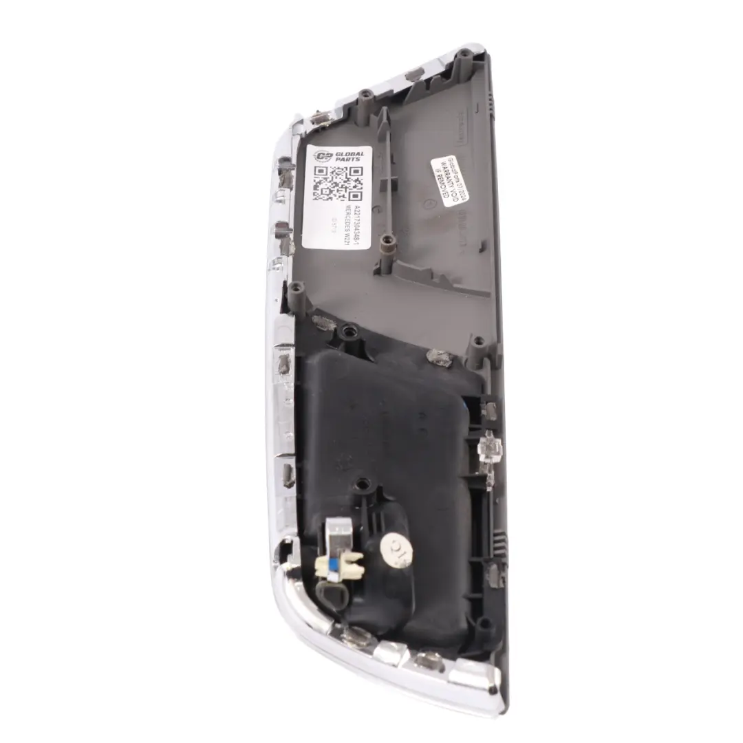 Türverkleidung Griff Innen Verkleidung Hinten Links für Mercedes W221 mit Teilenummer A2217304348 Mercedes W221 Türverkleidung Griff Innen Verkleidung Hinten Links - SKU A2217304348-1 - Teilenummer A2217304348