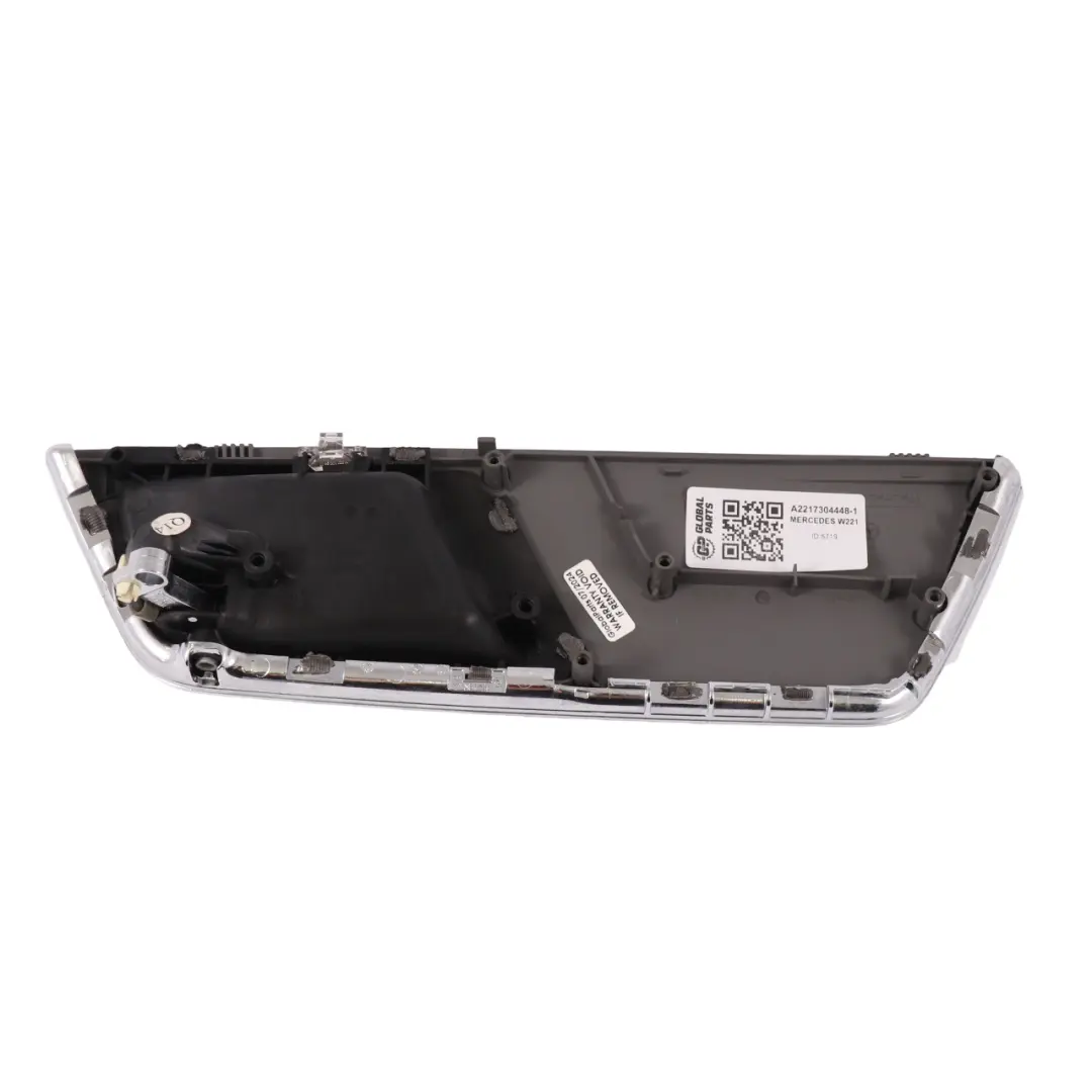 Embellecedor del panel interior del tirador puerta trasera derecha para Mercedes W221 con número de pieza A2217304448 Mercedes W221 Embellecedor del panel interior del tirador puerta trasera derecha - SKU A2217304448-1 - Número de pieza A2217304448