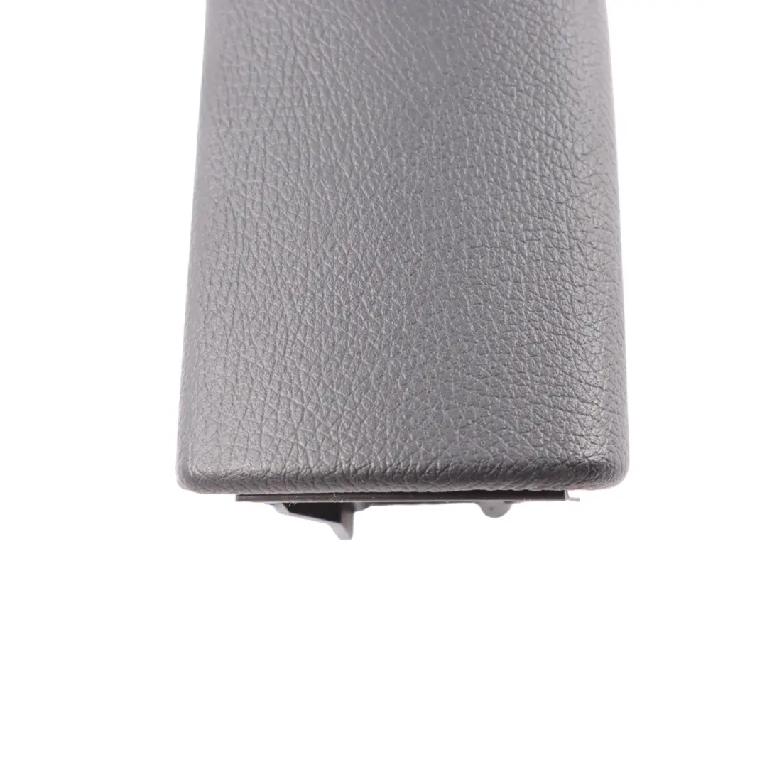 Cenicero Puerta Izquierda Trasera Cubierta Cenicero Cuero Negro para Mercedes W221 con número de pieza A2218100130 Mercedes W221 Cenicero Puerta Izquierda Trasera Cubierta Cenicero Cuero Negro - SKU A2218100130-1 - Número de pieza A2218100130