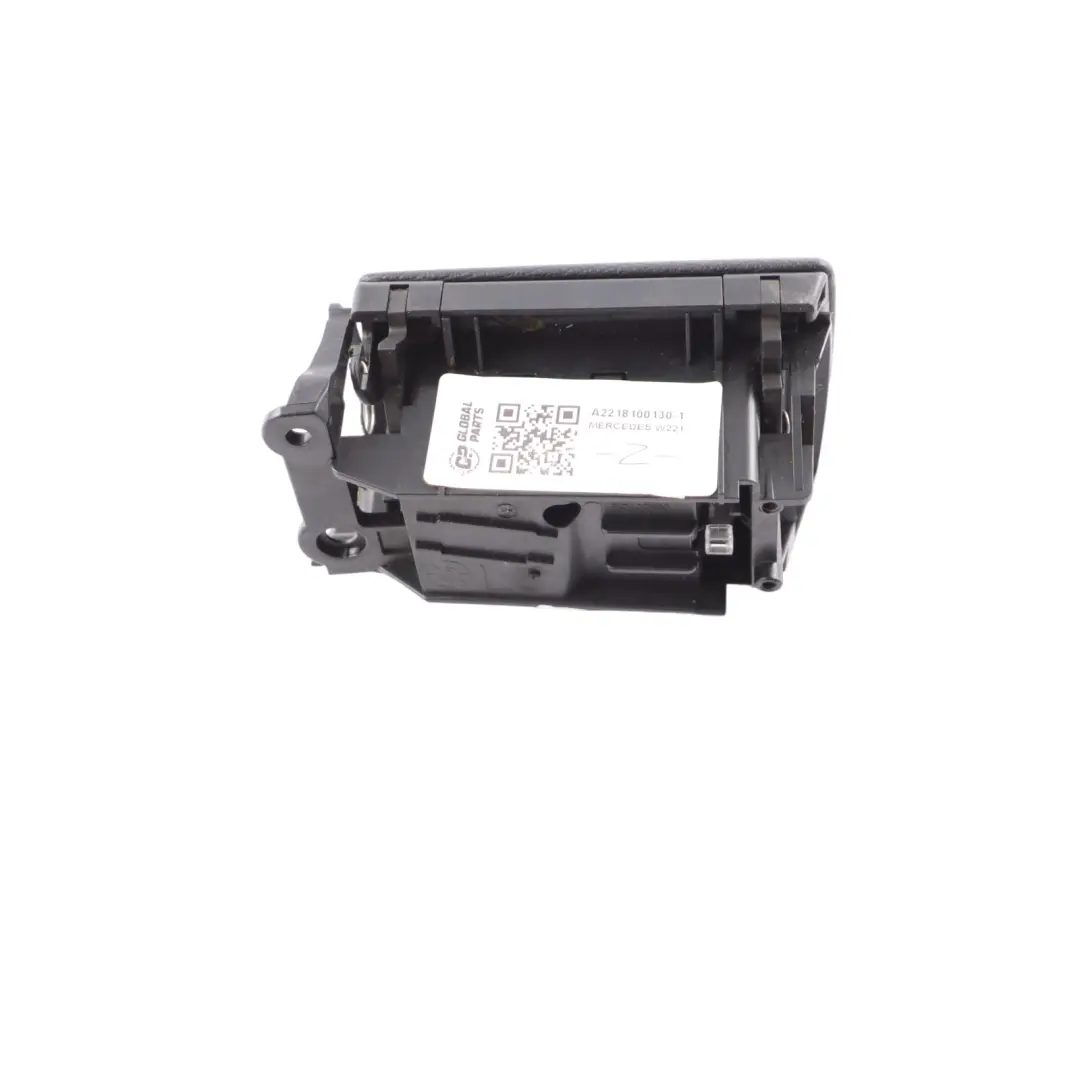 Cenicero Puerta Izquierda Trasera Cubierta Cenicero Cuero Negro para Mercedes W221 con número de pieza A2218100130 Mercedes W221 Cenicero Puerta Izquierda Trasera Cubierta Cenicero Cuero Negro - SKU A2218100130-1 - Número de pieza A2218100130