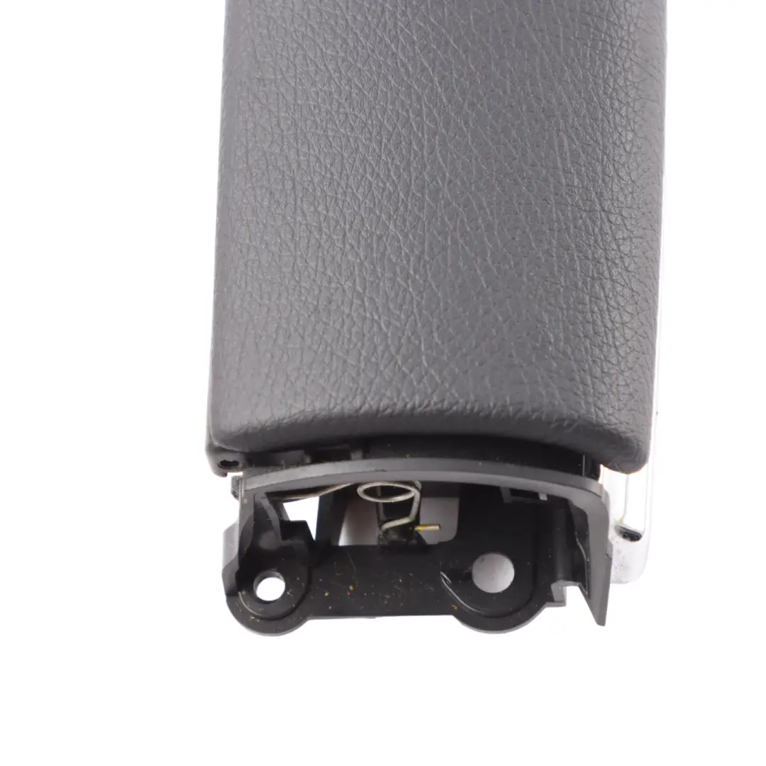 Rivestimento Posacenere Portaoggetti Posteriore Destro Pelle Nera per Mercedes W221 con numero di parte A2218100230 Mercedes W221 Rivestimento Posacenere Portaoggetti Posteriore Destro Pelle Nera - SKU A2218100230-1 - Numero di parte A2218100230