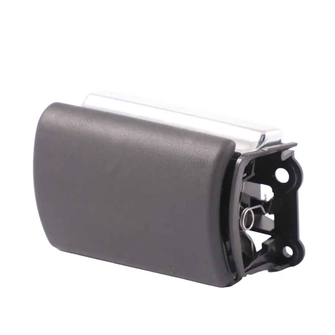 Posacenere Posteriore Destro Copri Scheda Porta Pelle Nero per Mercedes W221 con numero di parte A2218100630 Mercedes W221 Posacenere Posteriore Destro Copri Scheda Porta Pelle Nero - SKU A2218100630 - Numero di parte A2218100630