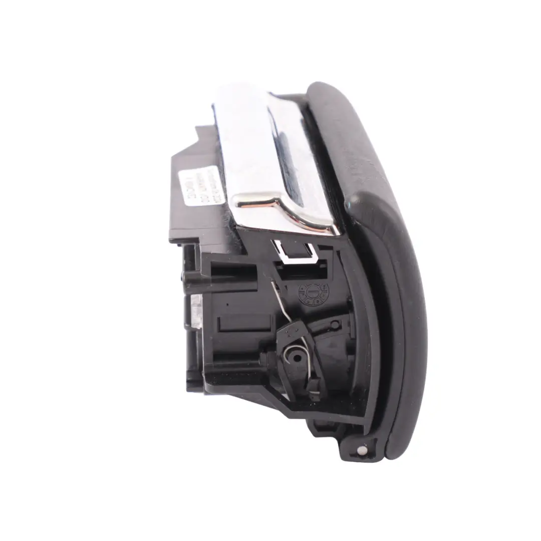 Cenicero Trasero Derecho Tarjeta Puerta Cuero Negro para Mercedes W221 con número de pieza A2218100630 Mercedes W221 Cenicero Trasero Derecho Tarjeta Puerta Cuero Negro - SKU A2218100630 - Número de pieza A2218100630
