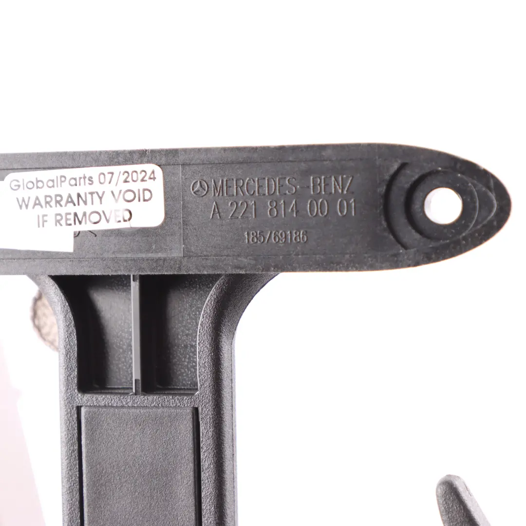 Uchwyt Wieszak Zaczep Bagażnika do Mercedes W211 C219 W221 o numerze A2218140001 Mercedes W211 C219 W221 Uchwyt Wieszak Zaczep Bagażnika - SKU A2218140001 - Numer Części A2218140001