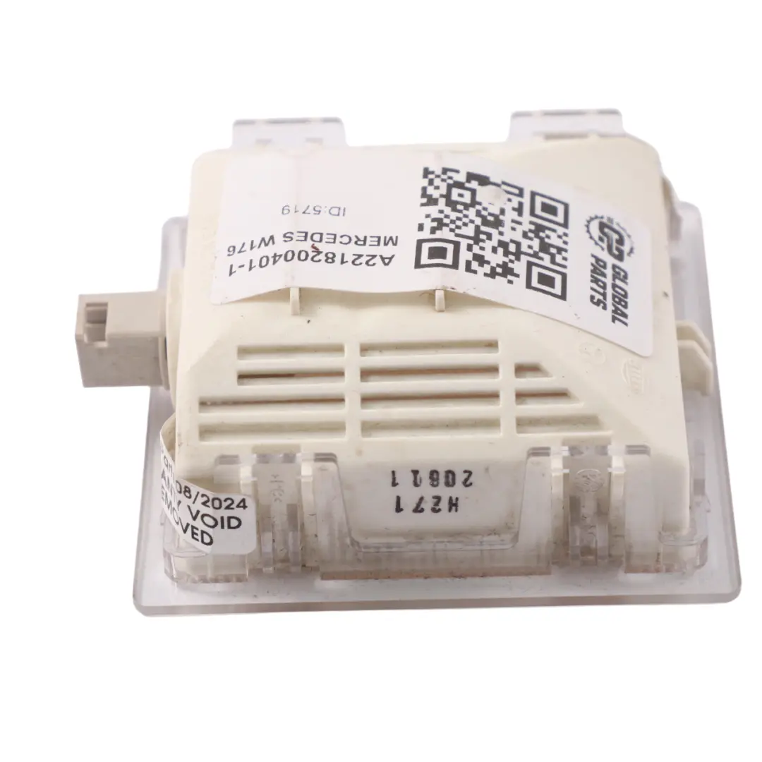  Luz de la guantera Mercedes CLA W176 C117 ML W164 Luz interior - SKU A2218200401-1 - Número de pieza A2218200401