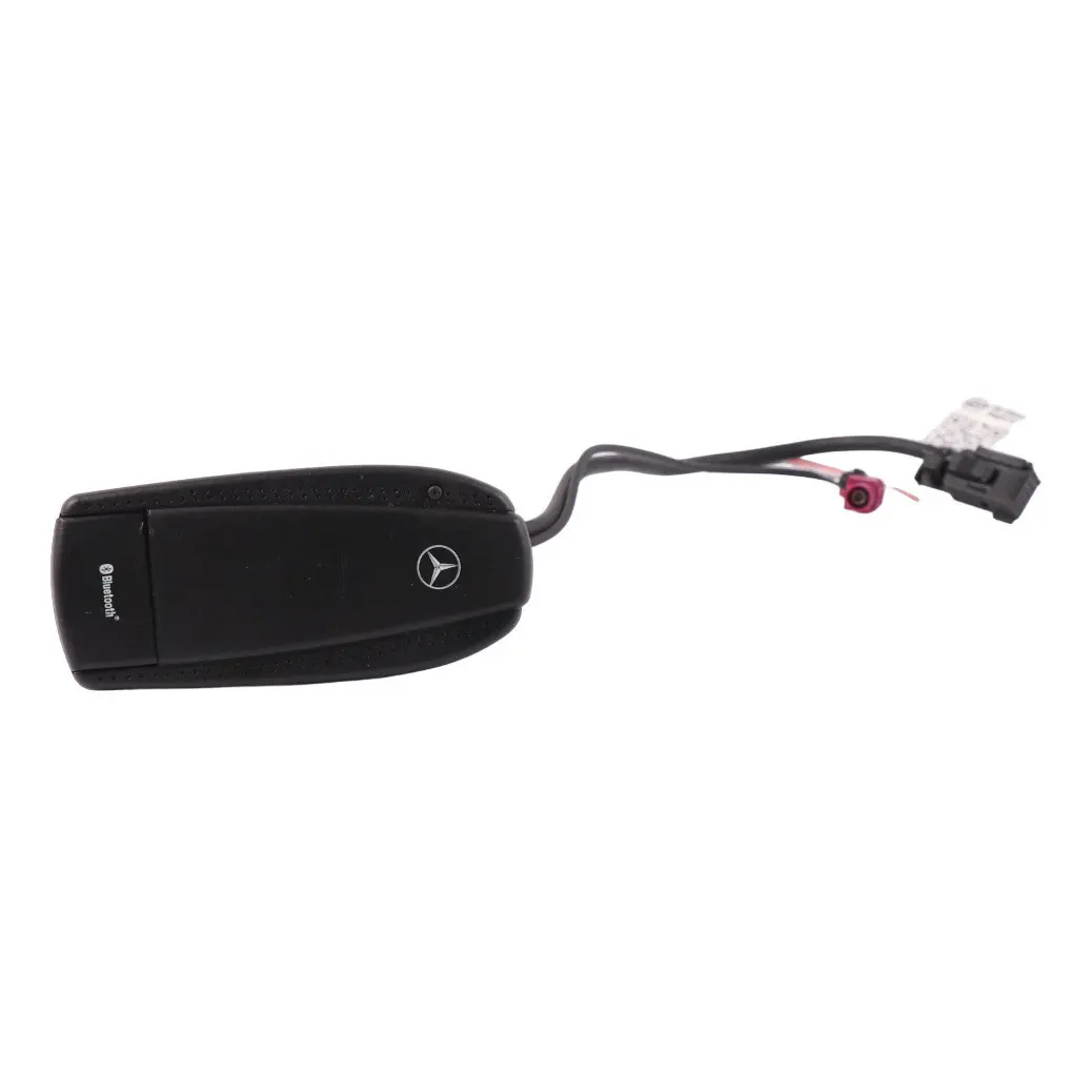Adaptateur de téléphone mobile mains libres Bluetooth pour Mercedes W221 à propos du numéro de pièce A2218201811 Mercedes W221 Adaptateur de téléphone mobile mains libres Bluetooth - SKU A2218201811 - Numéro de pièce A2218201811