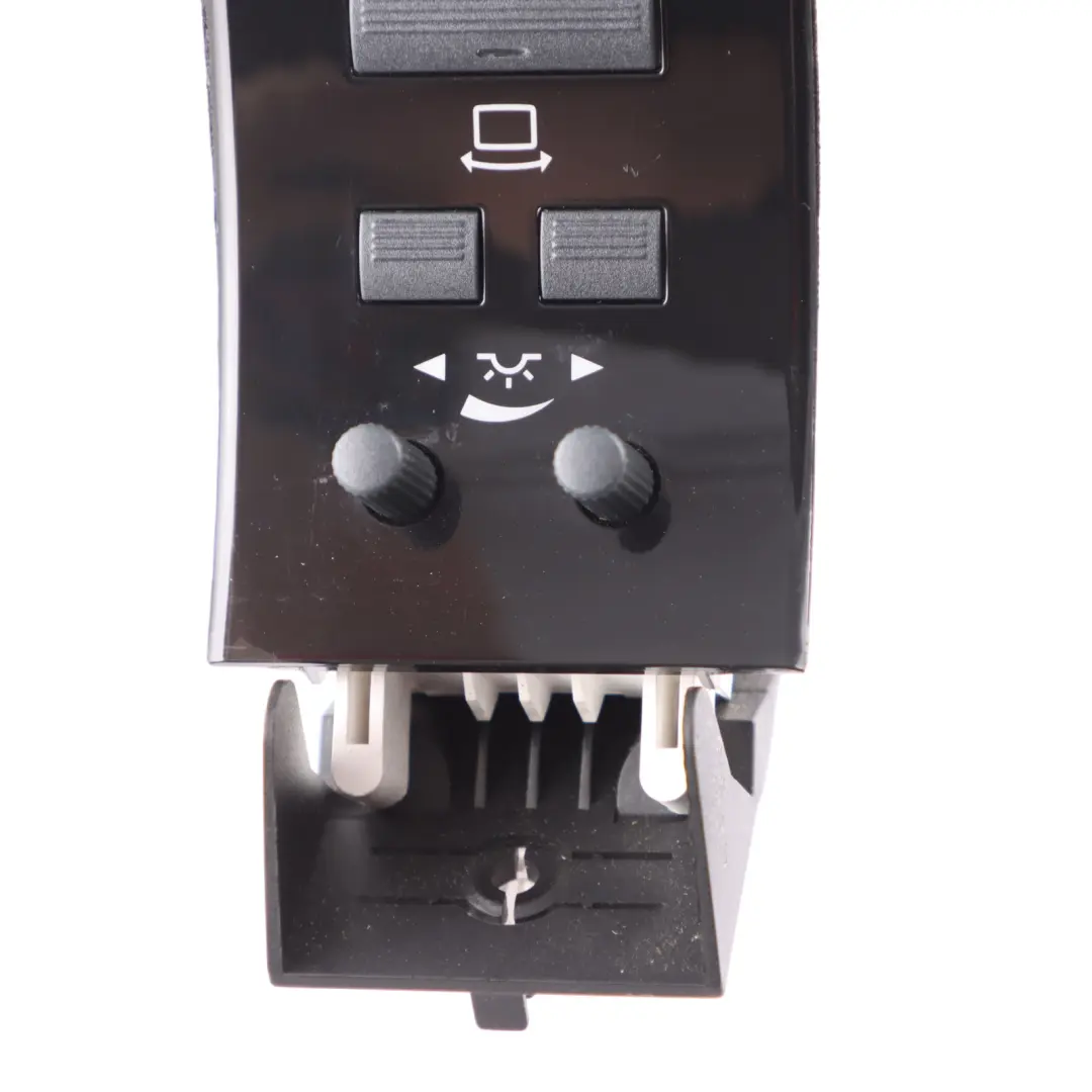 Mercedes W221 Salpicadero Panel de Instrumentos Interruptor - SKU A2218202910 - Número de pieza A2218202910