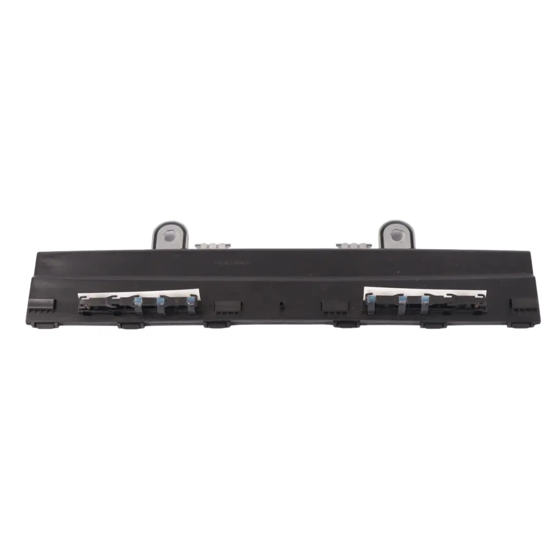 Antenna Amplificatore Antenna per Mercedes W221 con numero di parte A2218204189 Mercedes W221 Antenna Amplificatore Antenna - SKU A2218204189 - Numero di parte A2218204189