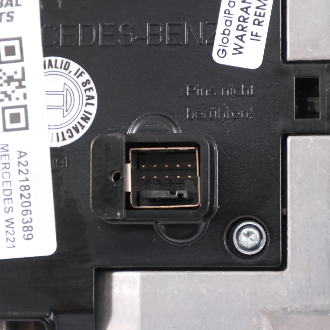 Wyświetlacz Ekran Wielofunkcyjny Command Mercedes C216 W221 - SKU lhd-A2218206389 - Numer Części A2218206389