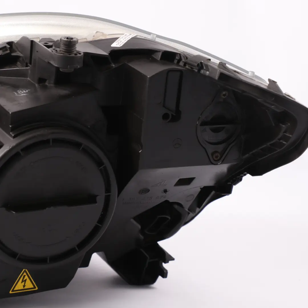 Headlight Headlamp Lamp Light Front Right O/S to Mercedes W211 with Part number A2218206861 Mercedes W211 Headlight Headlamp Lamp Light Front Right O/S - SKU rhd-A2218206861 - Part number A2218206861